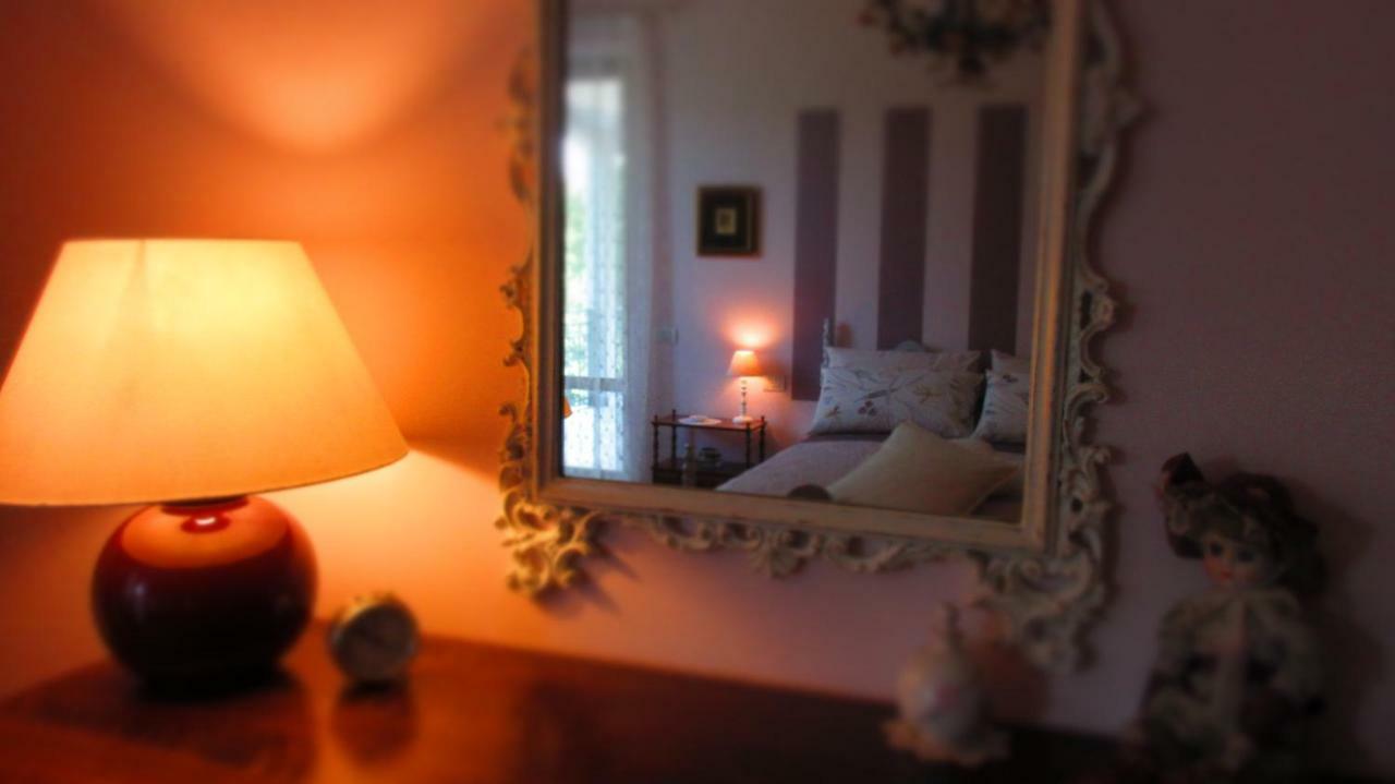 Le Bricolle Villa Viggiù Exteriör bild